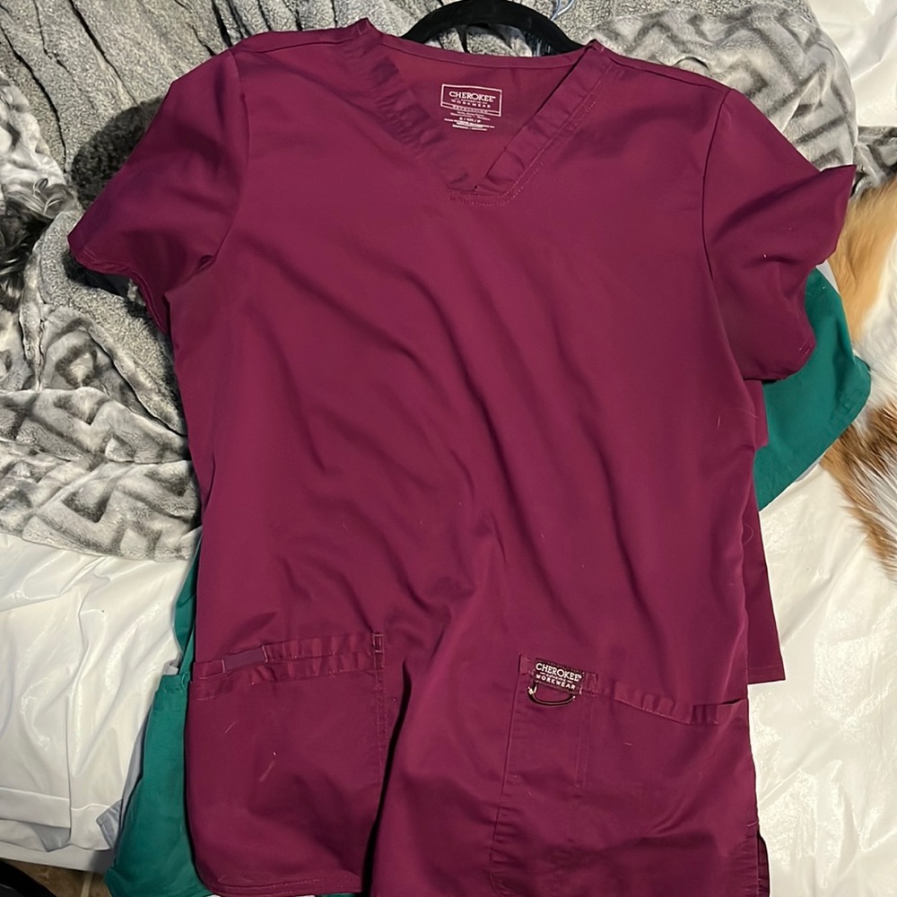 These are scrub sets. One is burgundy and the other is green.